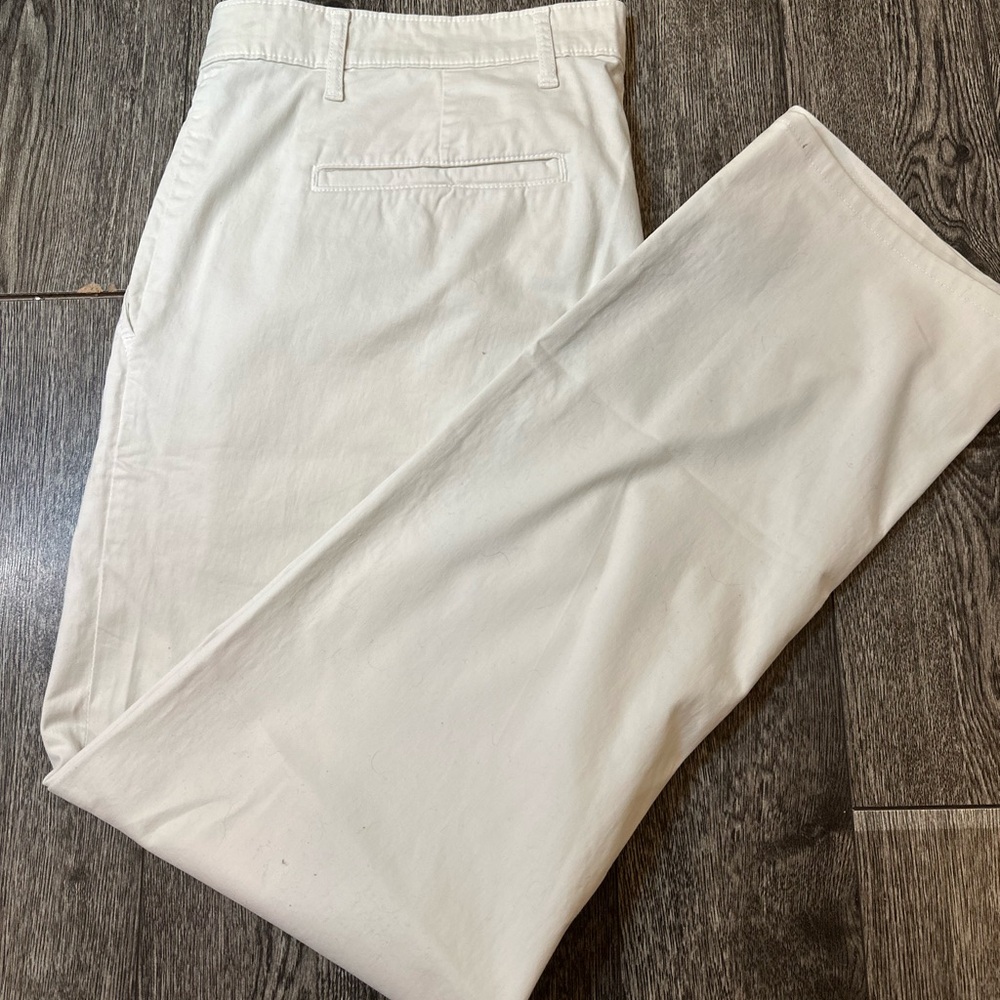 AG Adriano Goldschmied White Chinos - 32” inseam. NWOT.